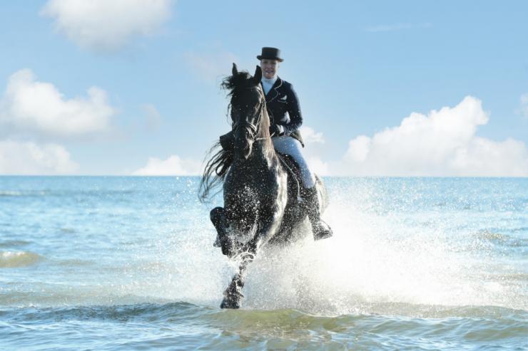 Gallery Photo of TWIX STER SPORT - #9