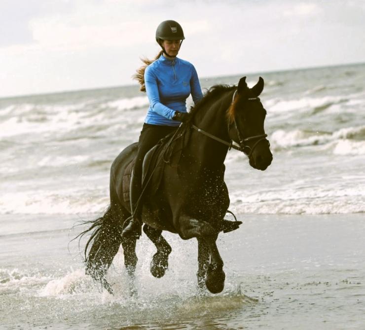 Gallery Photo of ANALISA - #12