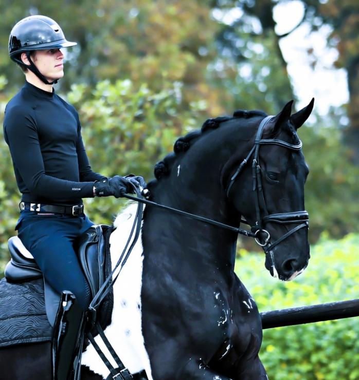 Gallery Photo of HERO - #7