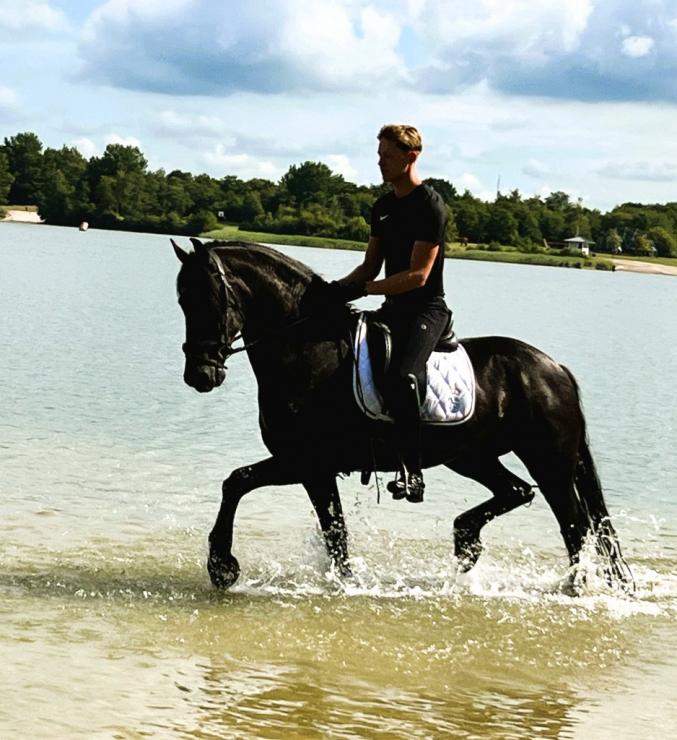 Gallery Photo of FALLON SPORT - #22