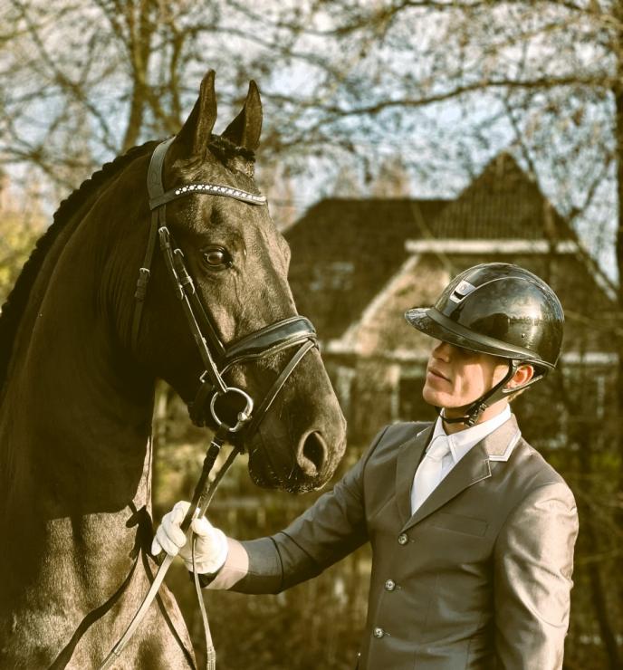 Gallery Photo of OLIVER - #1