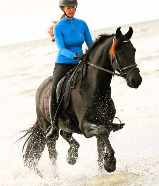 Gallery Photo of ANALISA - #11